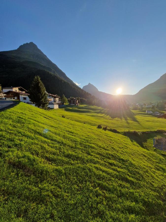Alpenchalet Melanie - Inklusive Silvretta Card Premium Galtür Exterior foto